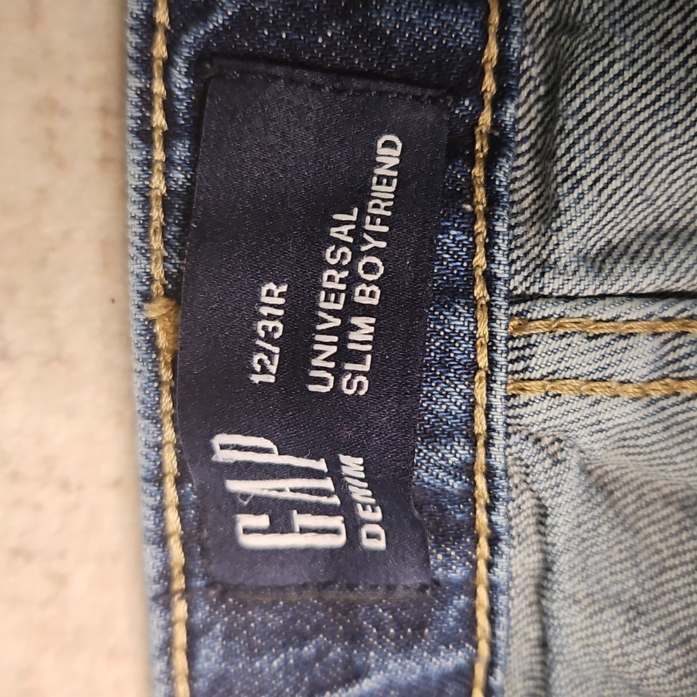 Gap 90s Loose and Universal Slim Boyfriend Jeans - 2 Pairs - Picture 10 of 13